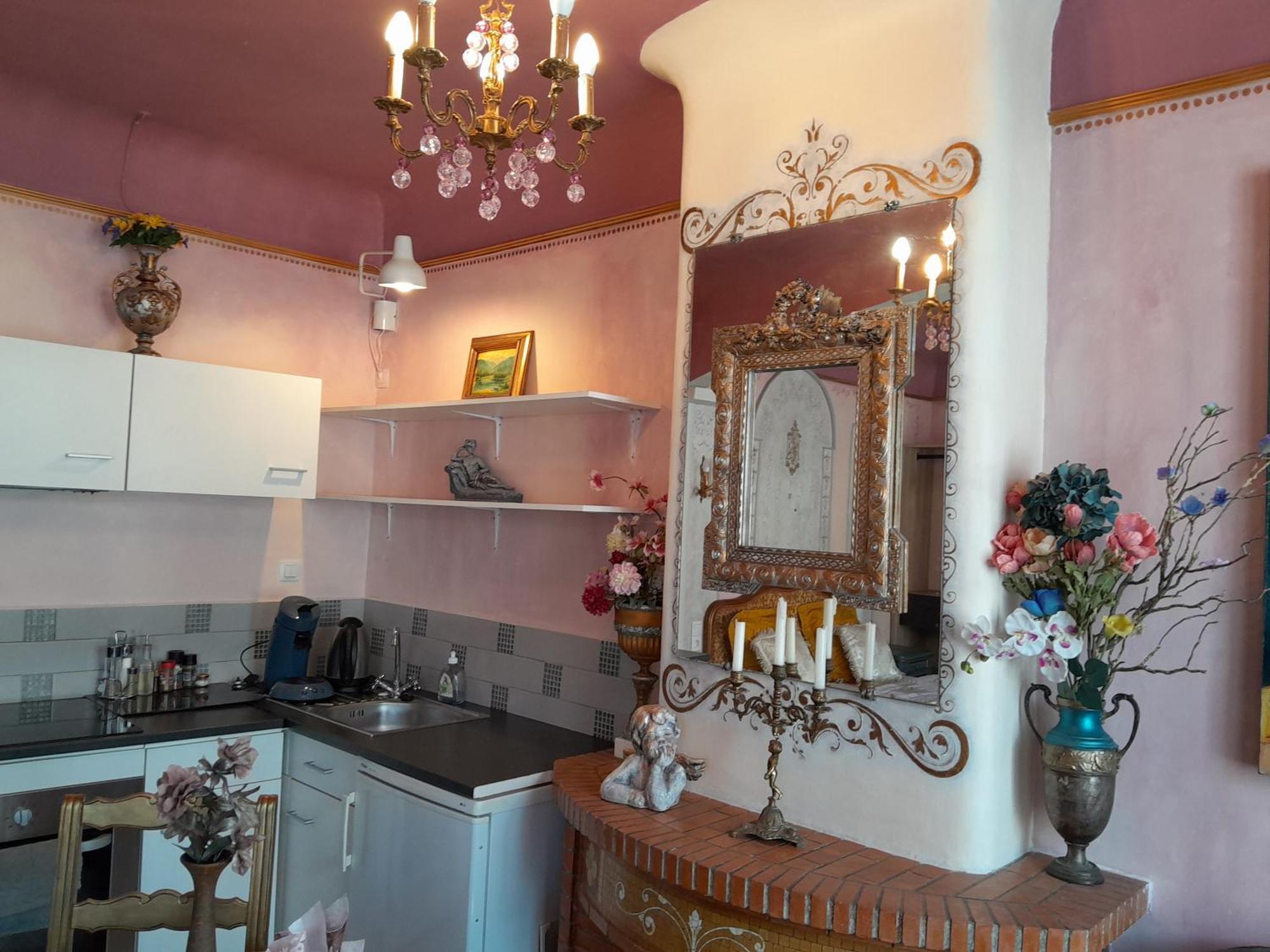 Studio Magenta Vinca Ngoại thất bức ảnh